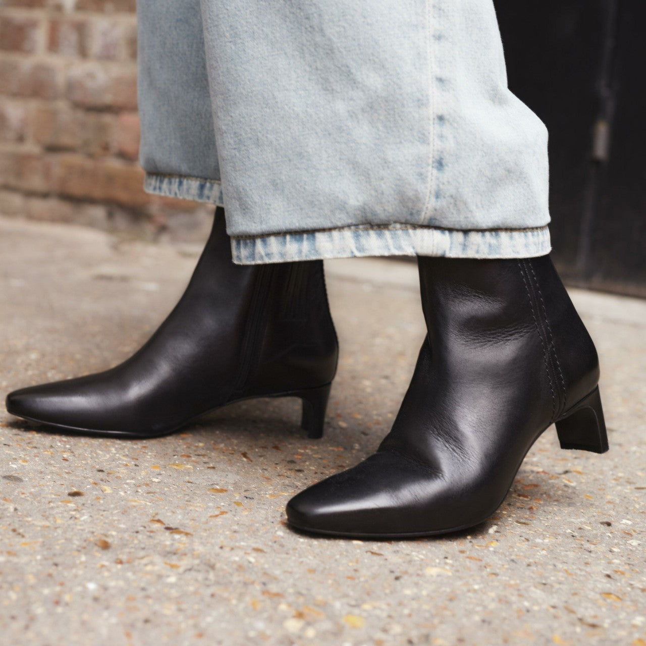 Edina Up Black Leather | Clarks online - Women