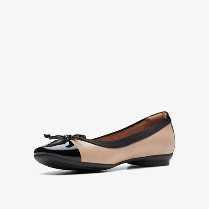 Candra Glow Praline Leather | Clarks outlet - Women