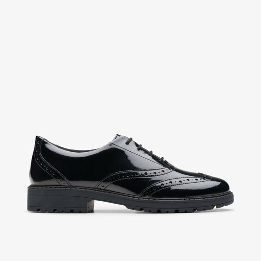 Loxham Brogue Youth Black Patent | Clarks online - Kids