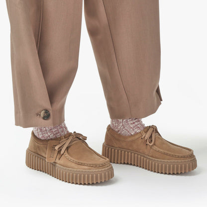 Torhill Bee Light Tan Nubuck | Clarks on Sale - Women
