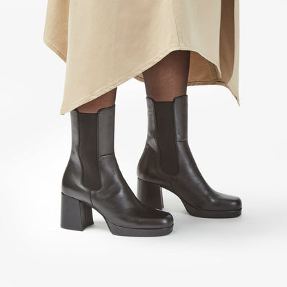 Pique Up Black Leather | Clarks outlet - Women