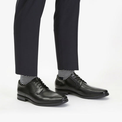 Howard Over Black Leather | Clarks on Sale - Men