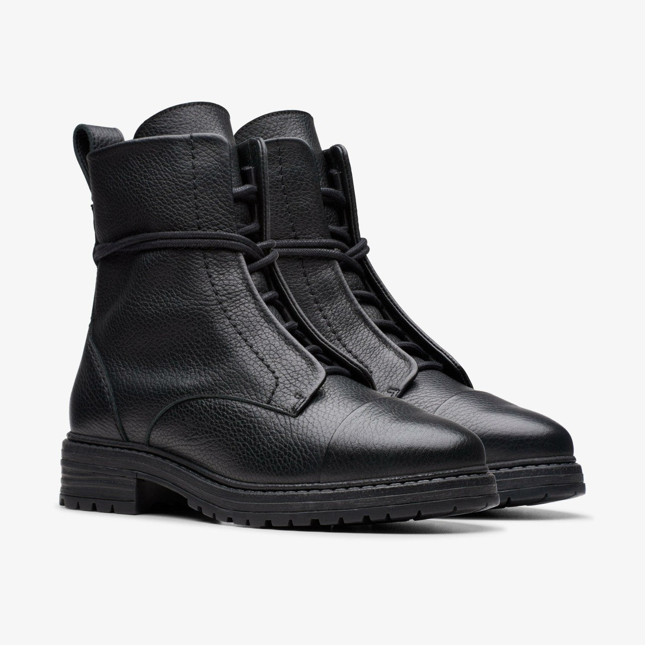 Rixley Lace Black Leather | Clarks on Sale - Women