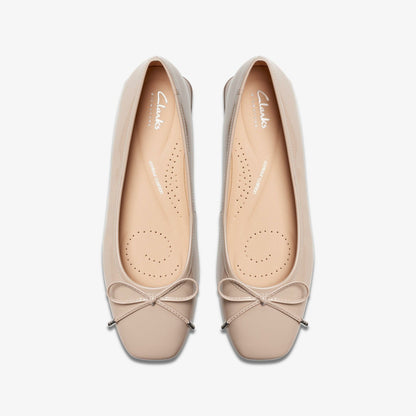 Ubree 15 Step Sand Patent | Clarks on Sale - Women