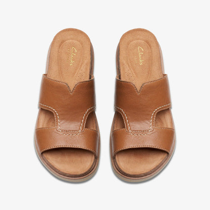 Arwell Walk Tan Leather | Clarks for sale - Women