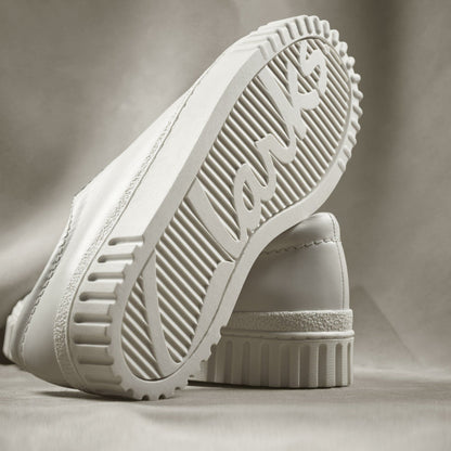 Mayhill Walk Off White Leather | Clarks on Sale - Women