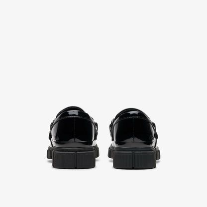 Evyn Walk Kid Black Patent | Clarks discount - Kids