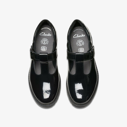 Loxham Bar Youth Black Patent | Clarks discount - Kids