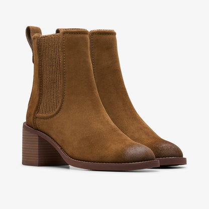 Chamberly Top Walnut Suede | Clarks outlet - Women
