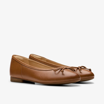 Fawna Lily Tan Leather | Clarks on Sale - Women