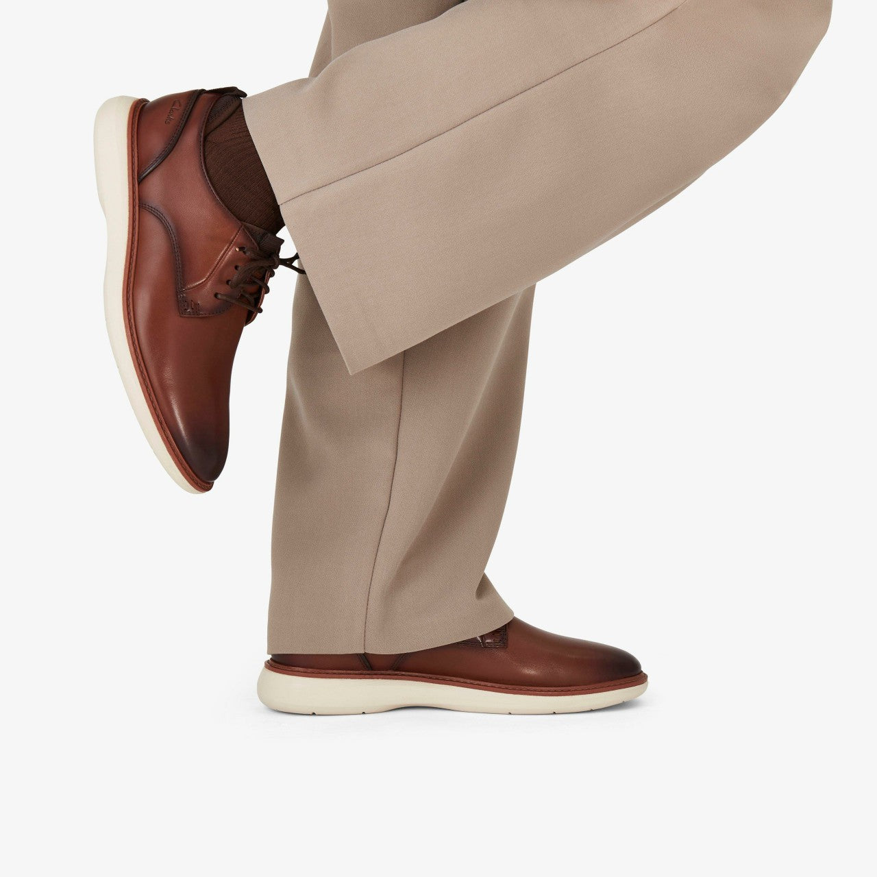 Brantin Plain Dark Tan Leather | Clarks online - Men