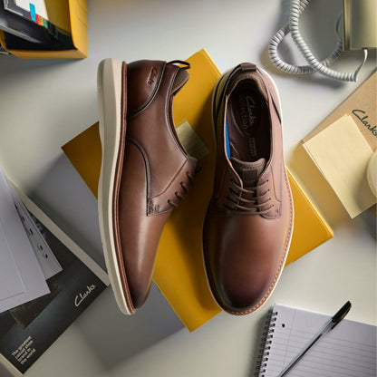 Brantin Plain Dark Tan Leather | Clarks online - Men