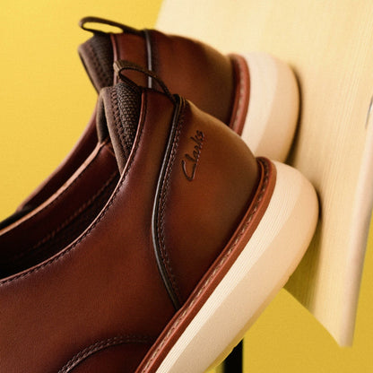 Brantin Plain Dark Tan Leather | Clarks online - Men