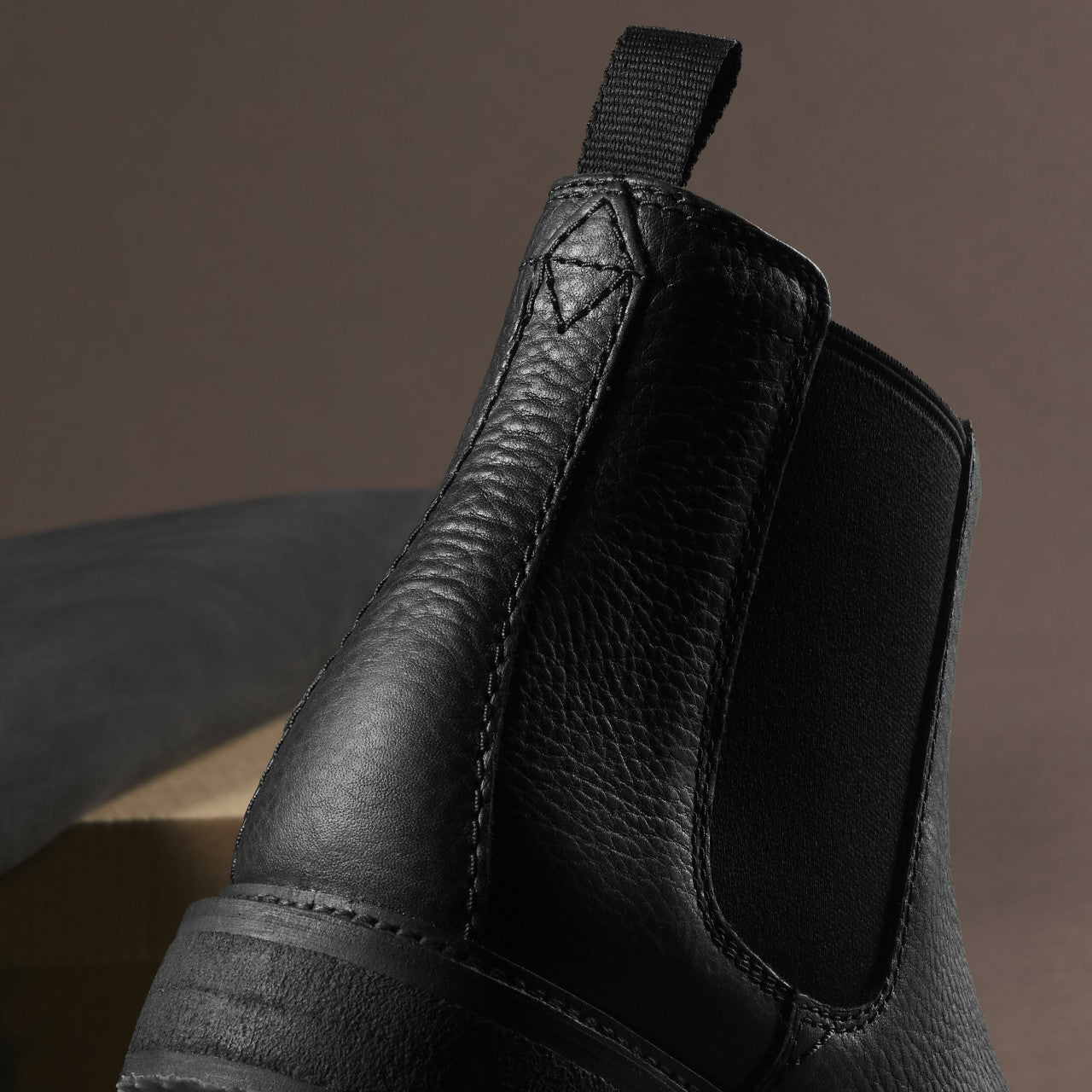 Clarkdale Easy Chelsea Boot Black Leather | Clarks discount - Men