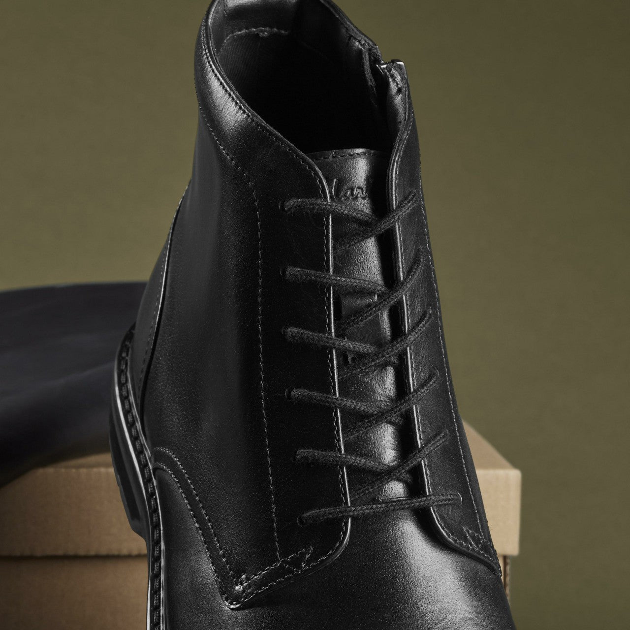 Aldwin Cap Black Leather | Clarks for sale - Men