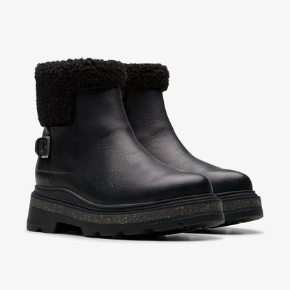 Hencroft Madi Waterproof Black Warmlined Leather | Clarks online - Women