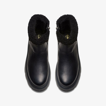 Hencroft Madi Waterproof Black Warmlined Leather | Clarks online - Women