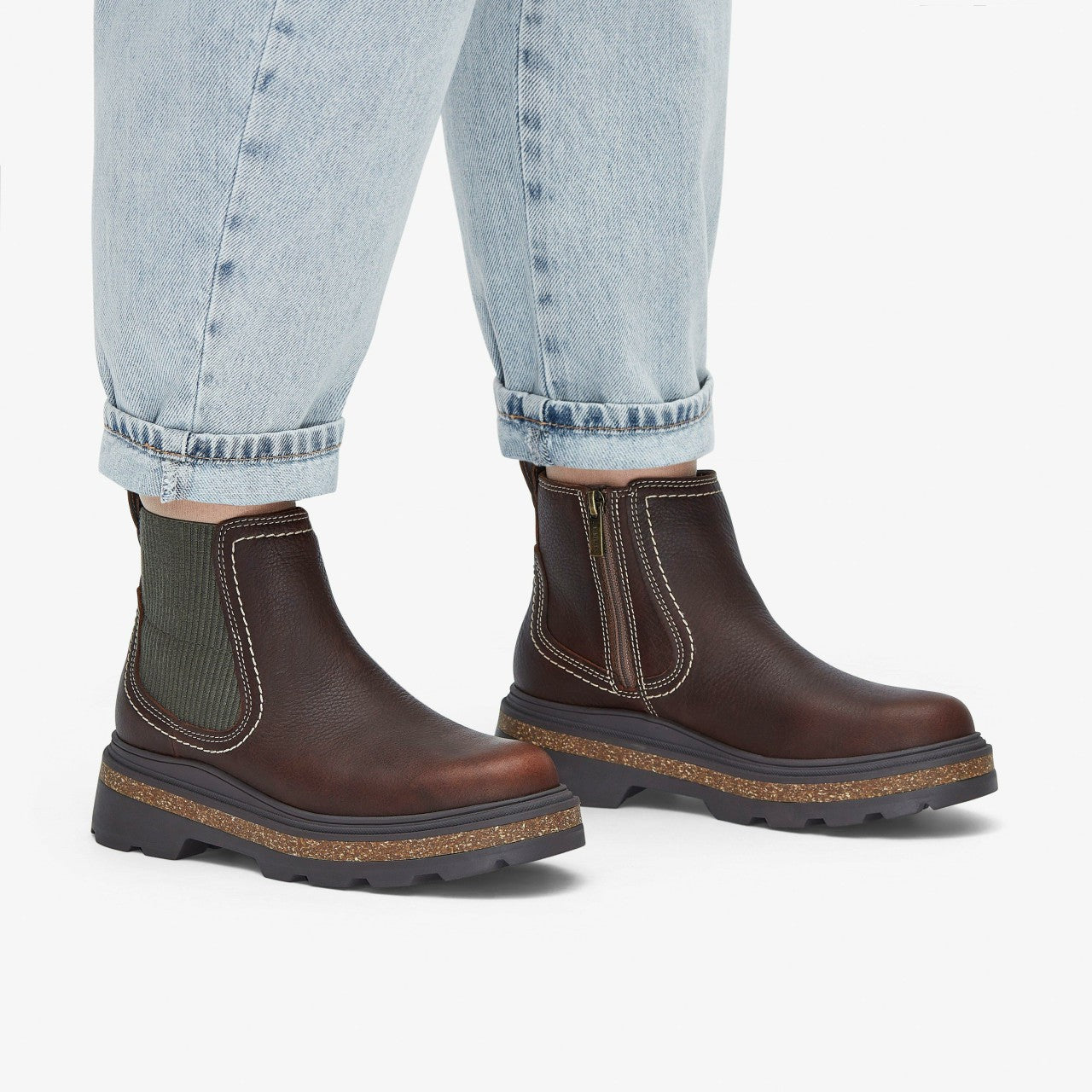 Hencroft Step Waterproof Brown Leather | Clarks for sale - Women