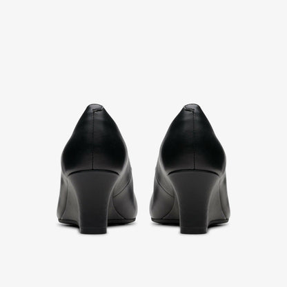 Olivette Pearl Black Leather | Clarks on Sale - Women