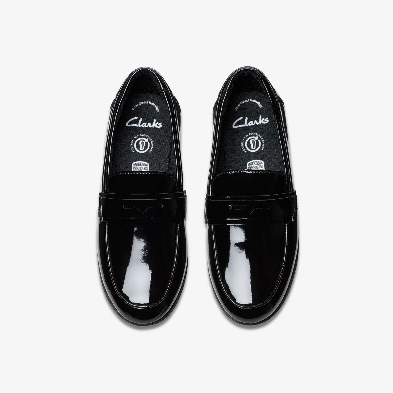 Finja Bright Older Black Patent | Clarks outlet - Kids