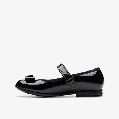 Finja Tap Kid Black Patent | Clarks for sale - Kids