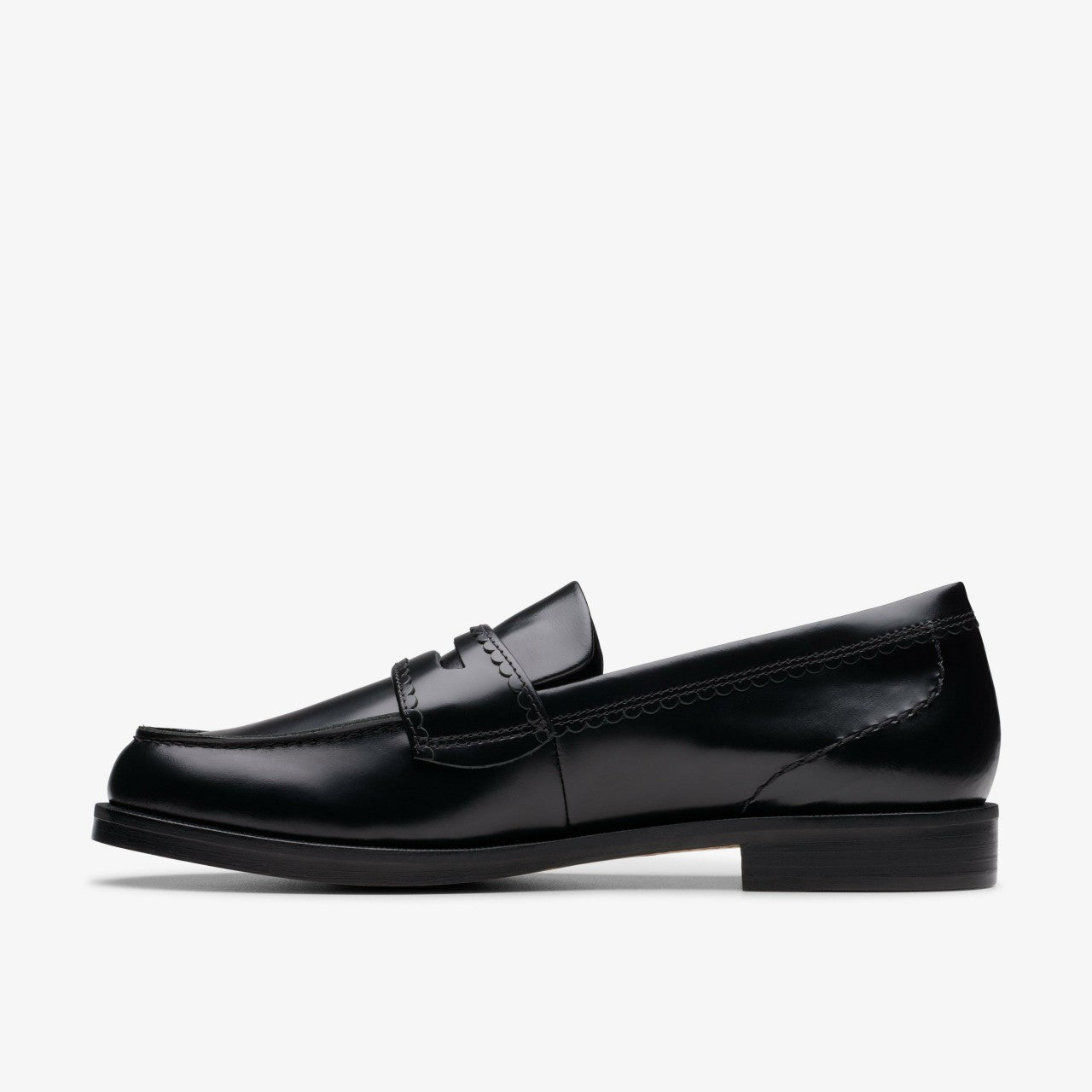 Straven Edge Black Leather | Clarks on Sale - Women