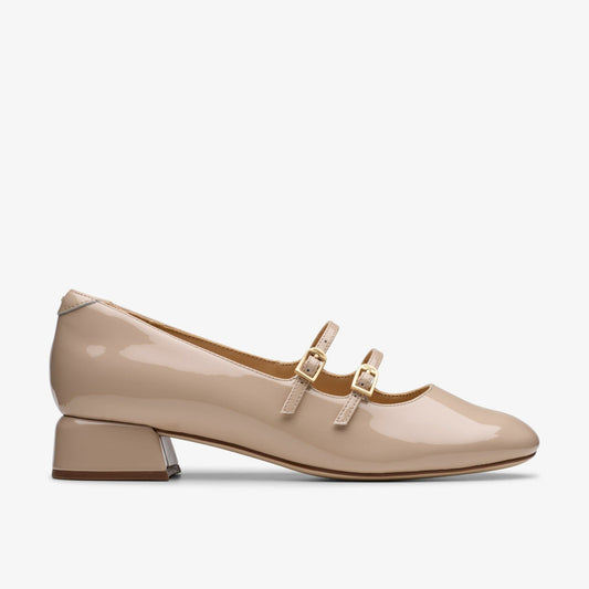 Daiss 30 Shine Sand Patent | Clarks online - Women