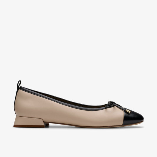 Ubree 15 Poppy Sand Combination | Clarks Sale - Women