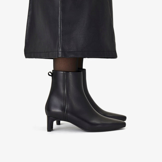 Edina Up Black Leather | Clarks online - Women