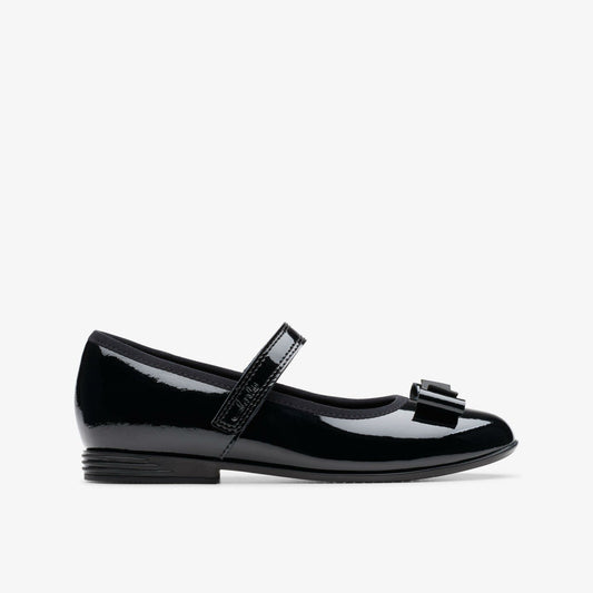 Finja Tap Older Black Patent | Clarks discount - Kids