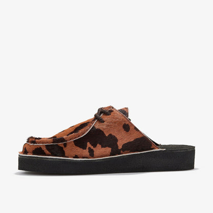 Desert Nomad Mule Brown Cow Print | Clarks on Sale - Women