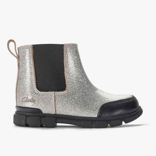 Evyn Chelsea Toddler Silver Patent | Clarks outlet - Kids