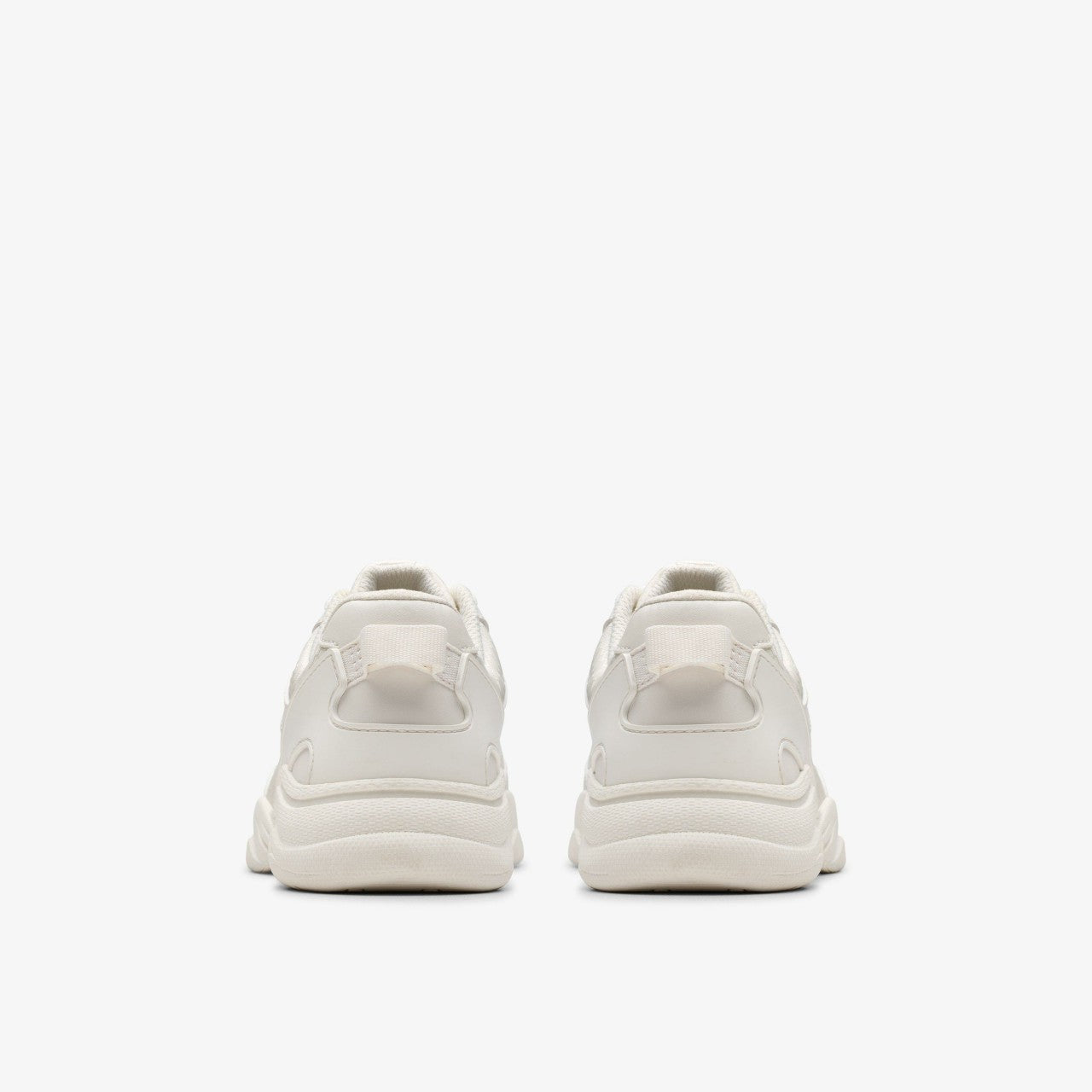 Feather Pace Older White | Clarks online - Kids