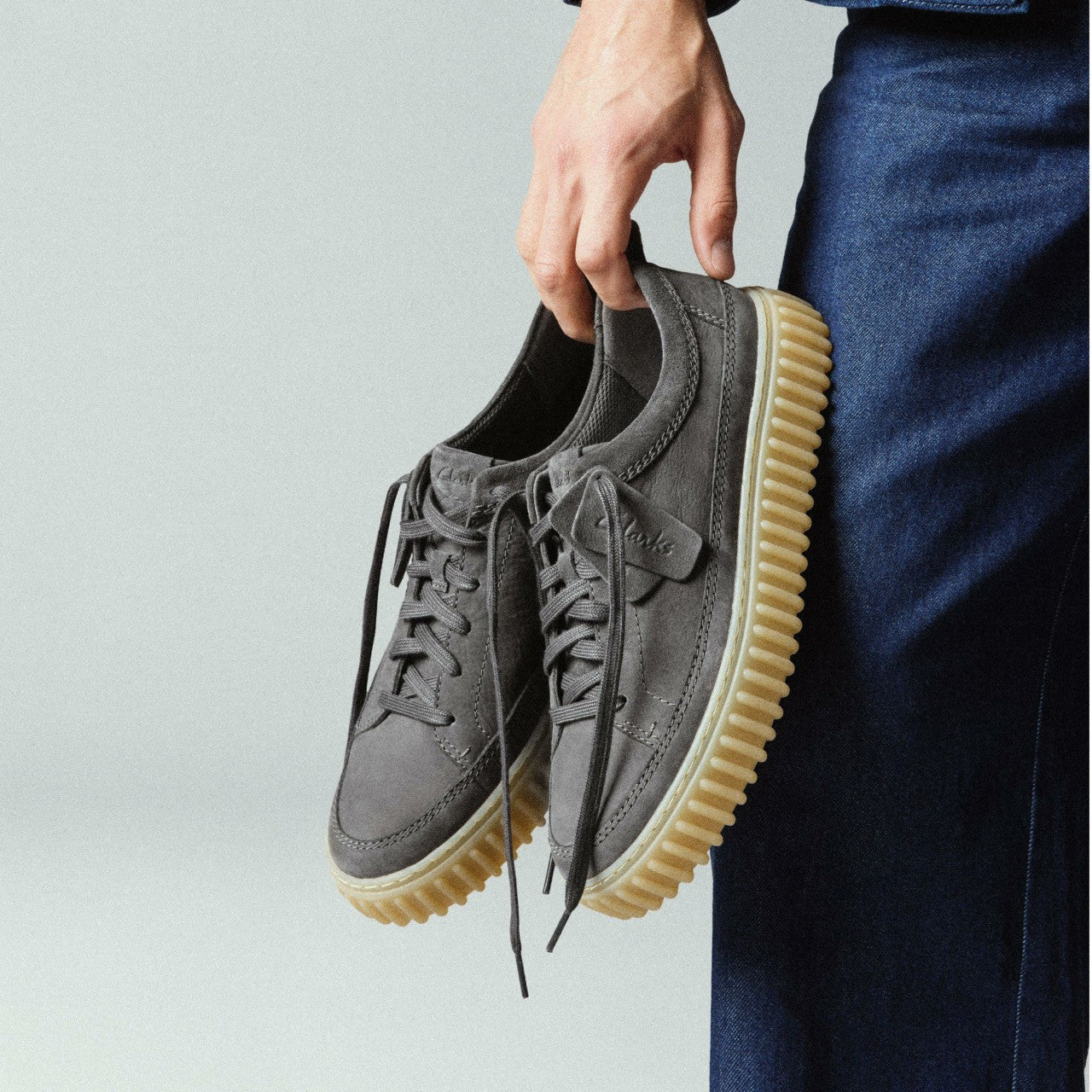 Torhill Lace Dark Grey Nubuck | Clarks outlet - Men