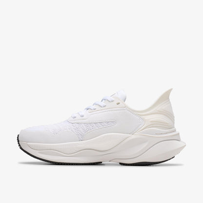 Pace Walk White - US 2293