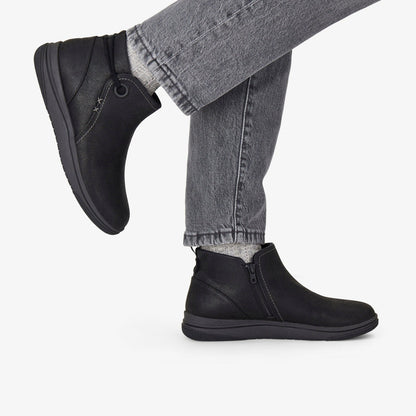 Brinkley Derby Black | Clarks for sale - Women