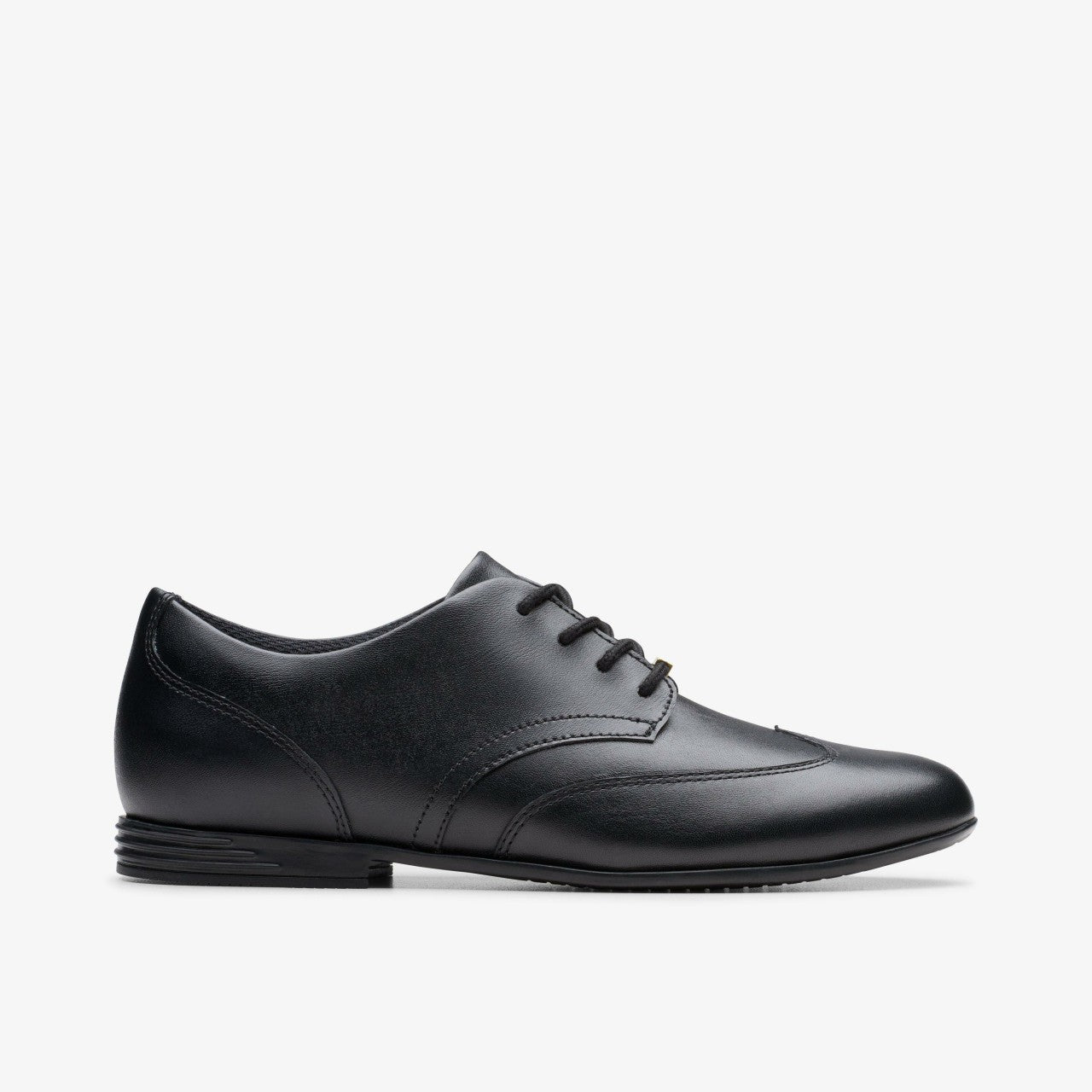 Finja Wing Youth Black Leather | Clarks online - Kids