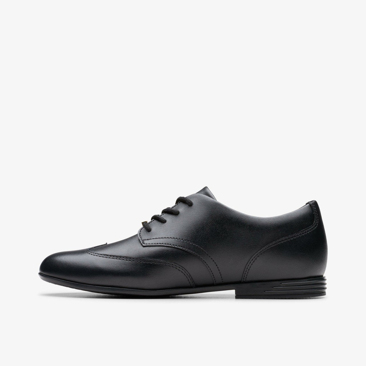 Finja Wing Youth Black Leather | Clarks online - Kids