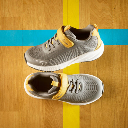 Deyes Dash Kid Grey Synthetic | Clarks Sale - Kids