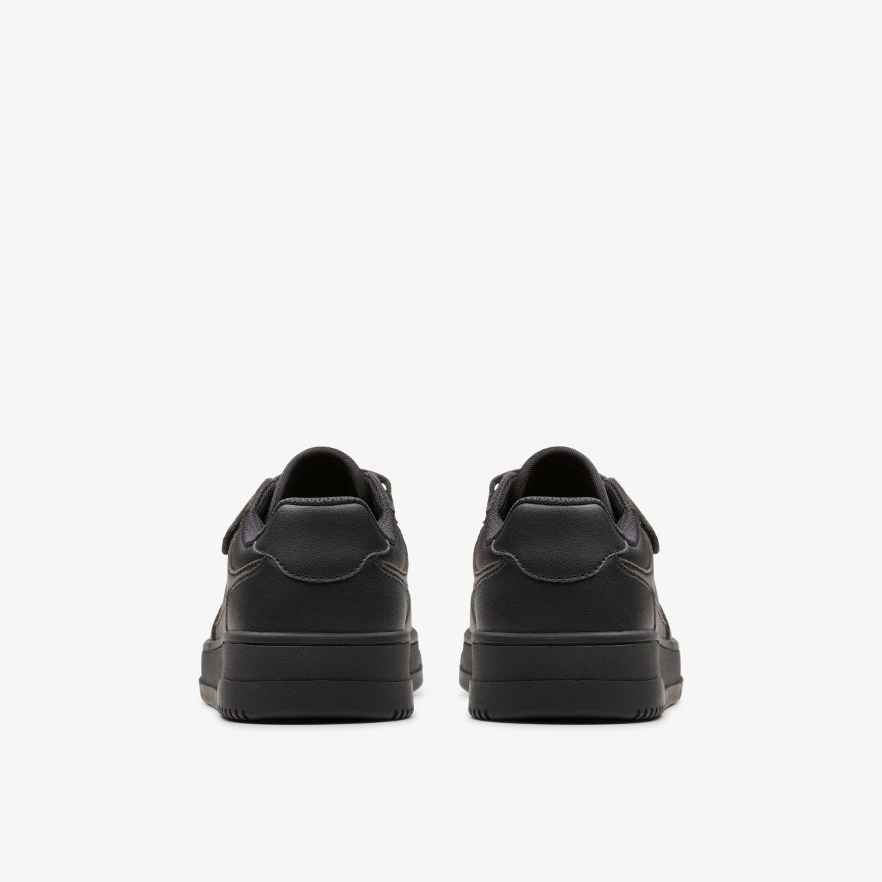 Canyon Way Kid Black | Clarks online - Kids