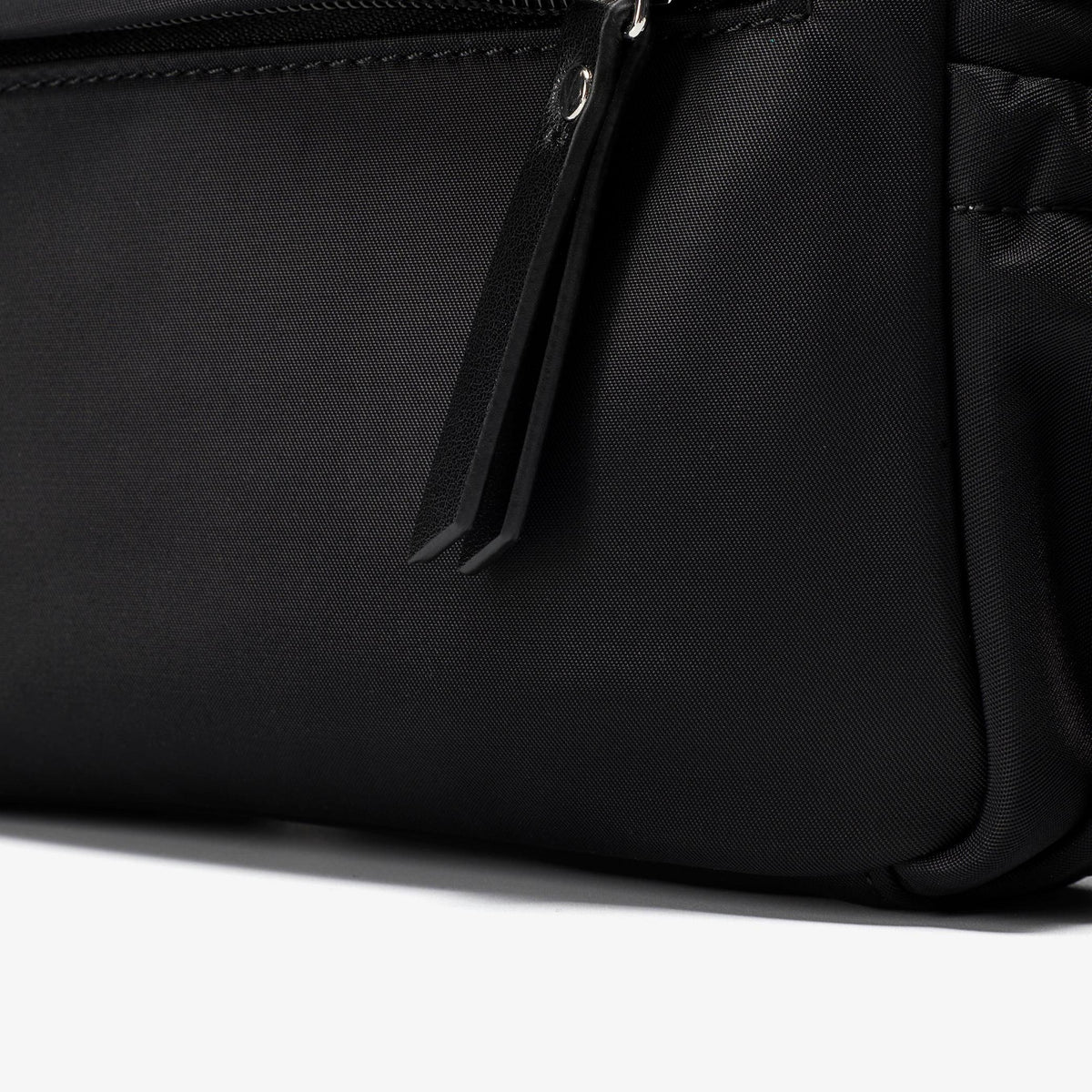 Utility Pocket Crossbody Bag Black - US 9195