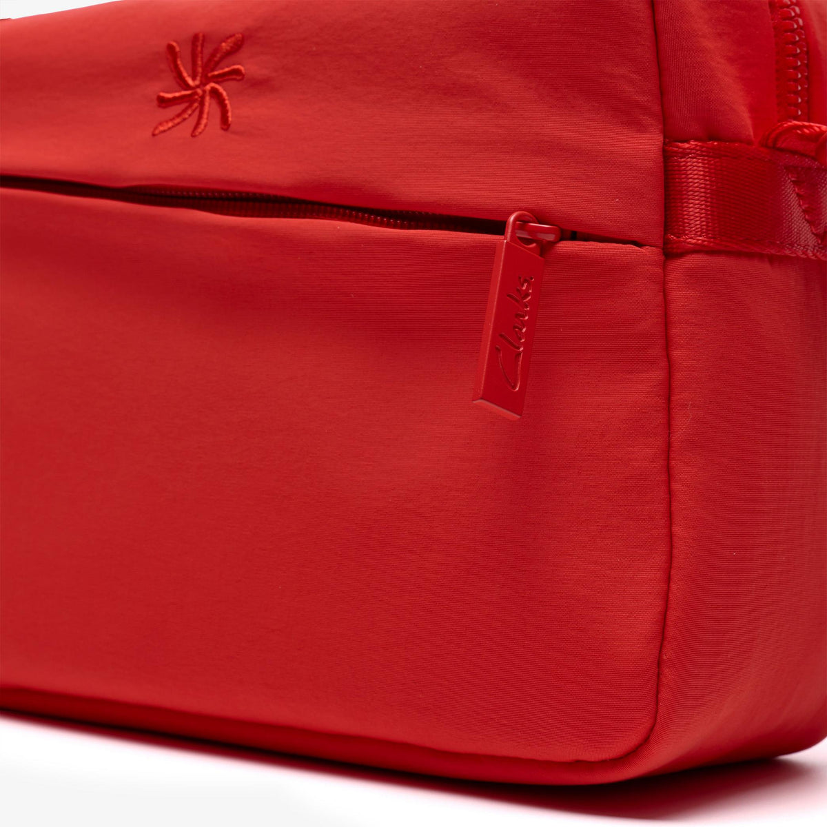 Cloudsteppers Crossbody Bag Poppy Red - US 6998
