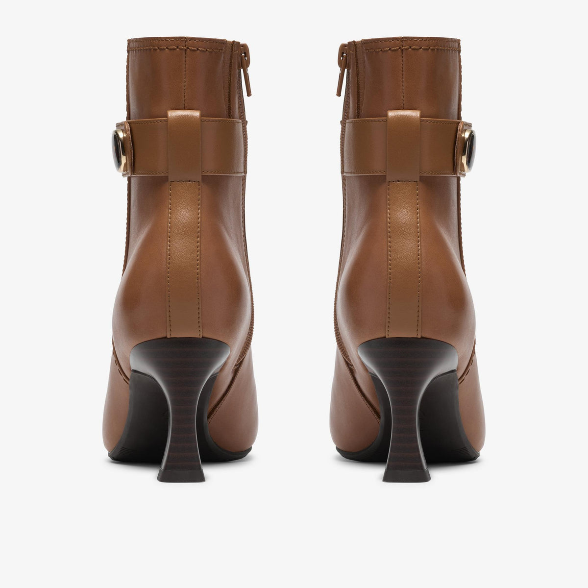 Tammitha Nora Tan Leather - US 7535