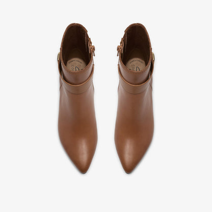 Tammitha Nora Tan Leather - US 7535